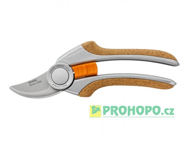 Nůžky Fiskars 111970 zahradní Quantum™ P100 dvoučepelové