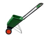 Posypový vozík Scotts EasyGreen 8100 - pro snadnou aplikaci přípravků pro péči o trávník